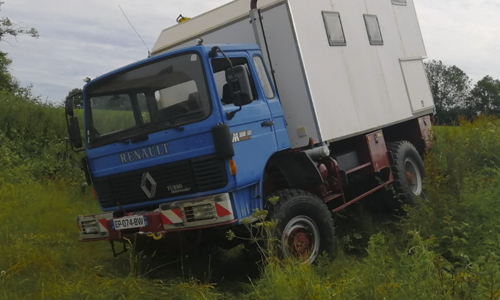 camion 4x4 aménagé stage de pilotage tout terrain off road offroad tour du monde voyage
